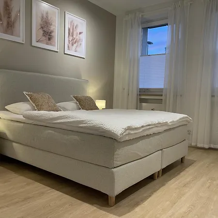 Stadtjuwel: Zentral & Modern Apartamento