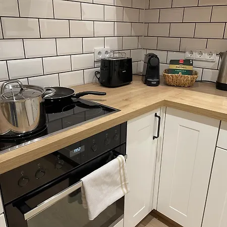 Stadtjuwel: Zentral & Modern Apartamento